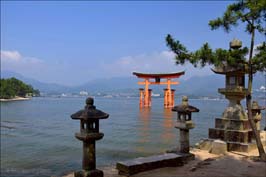 20170713112sc16_Miyajima_Is_Itsukushima_Shrine