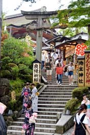 20170709470_Kyoto_Kiyomizu_temple_ref2