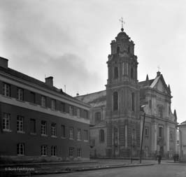 19771101054sc_Vilnius_All_Saints_Cathedral