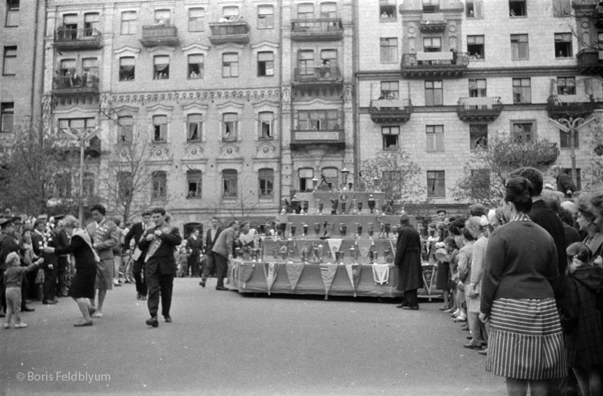 19630501003sc_Kiev_May_Day_parade