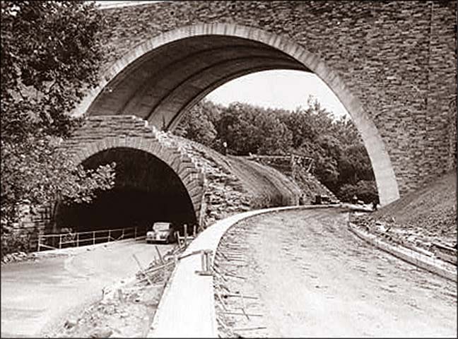 Massachusetts Avenue Bridge_03