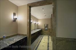 20140520501sc_1275_PA_5th_floor_bathroom