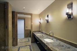 20140520502sc_1275_PA_5th_floor_bathroom