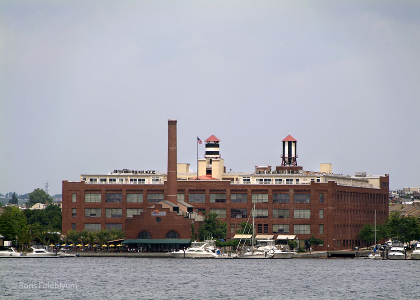 20110529118sc_Baltimore_Harbor